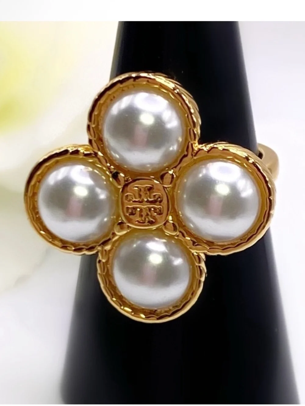 Tory Burch • Clover Flower Pearl Ring NEW $128